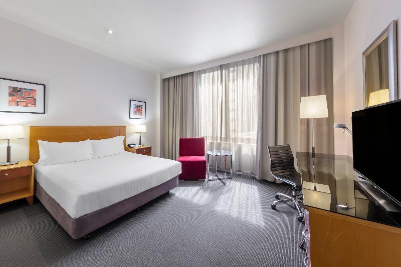 Stay in style at Flagstaff Gardens Hotel Melbourne