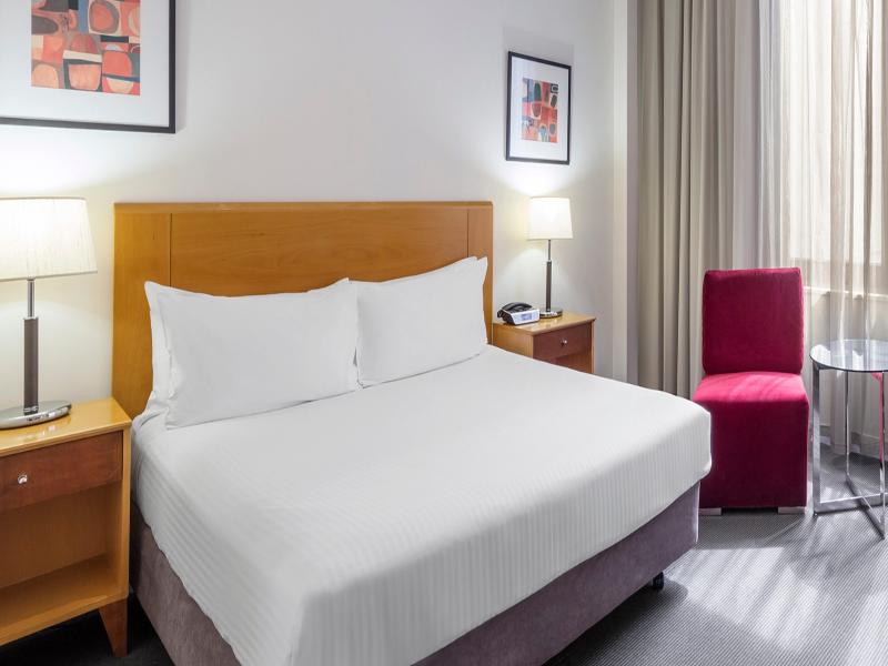 Stay in style at Flagstaff Gardens Hotel Melbourne
