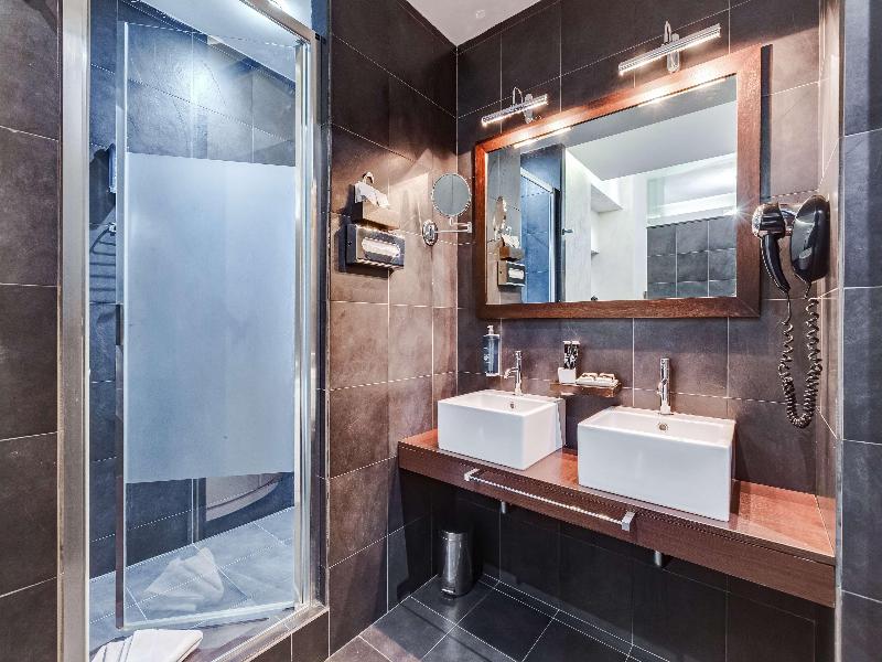 Best Western Cinemusic Hotel image