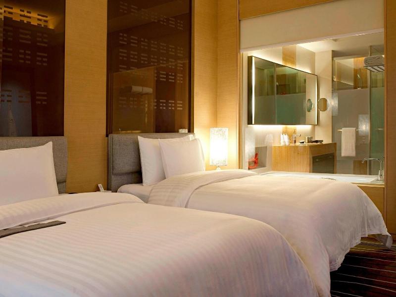 Le Meridien Qingdao image