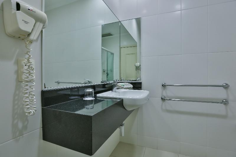 Itapema Beach Hotel & Convention image