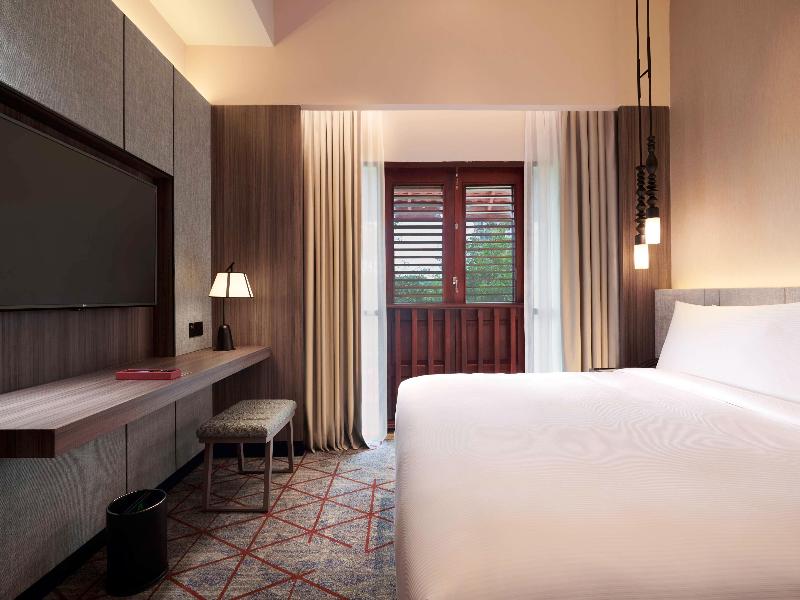 DoubleTree by Hilton Putrajaya Lakeside image
