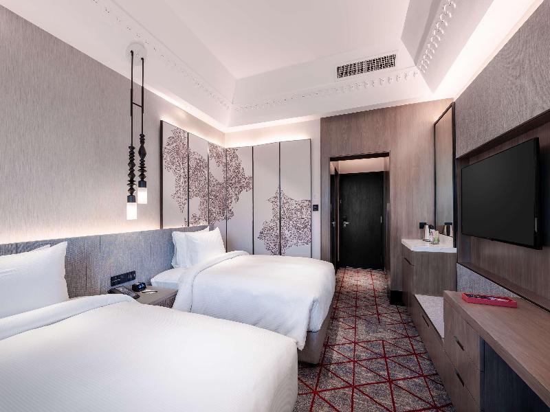 DoubleTree by Hilton Putrajaya Lakeside image