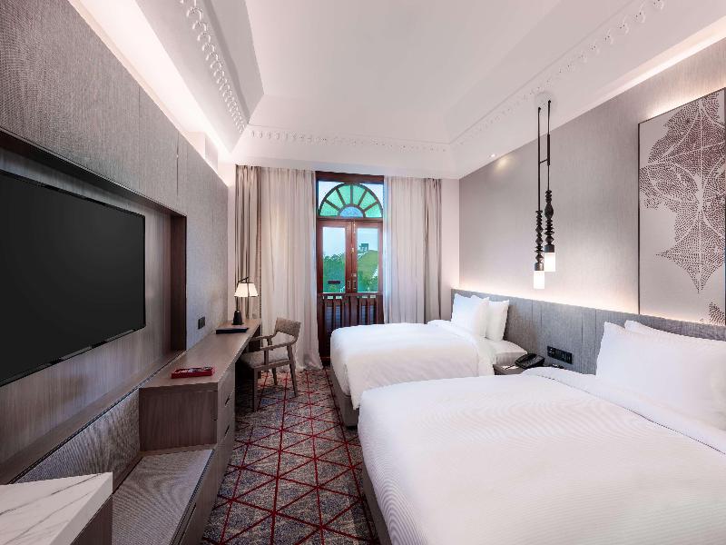 DoubleTree by Hilton Putrajaya Lakeside image