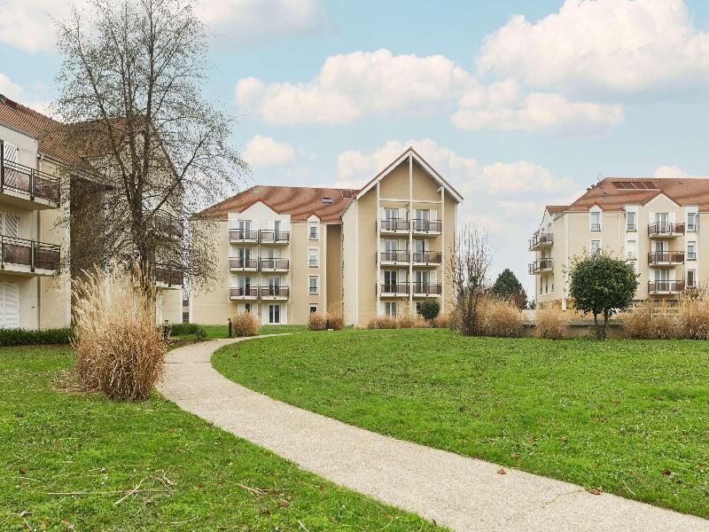 Zenitude Hotel-Residences Paris Roissy Village image
