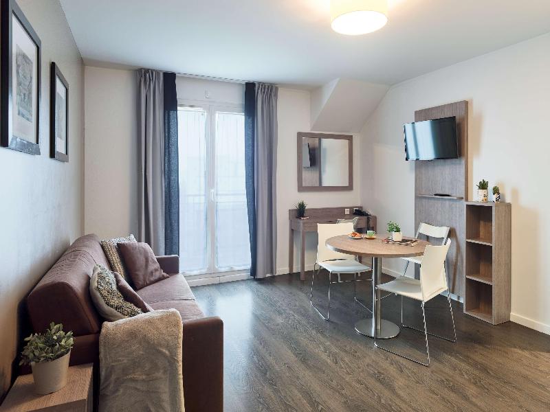 Zenitude Hotel-Residences Paris Roissy Village image