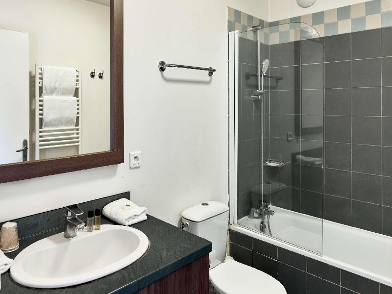Zenitude Hotel-Residences Paris Roissy Village image