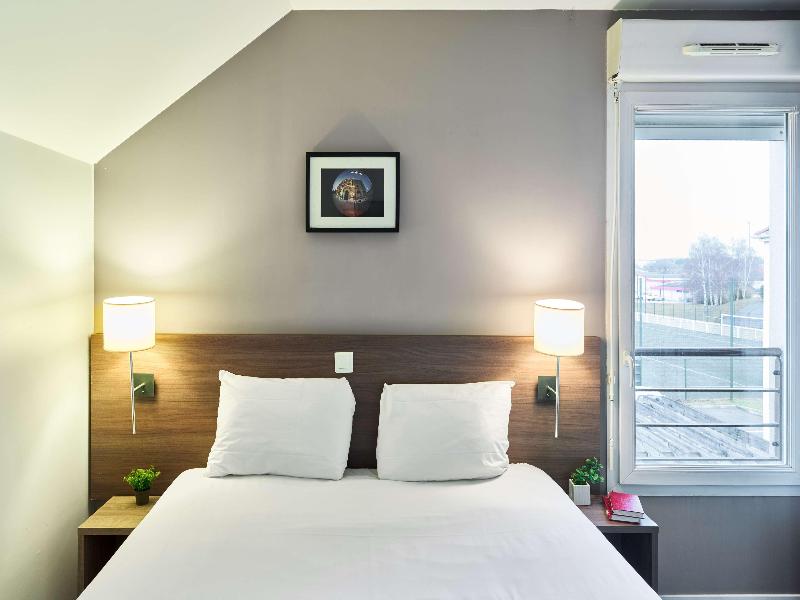 Zenitude Hotel-Residences Paris Roissy Village image