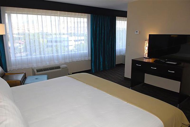 Holiday Inn Express Boise-University Area image