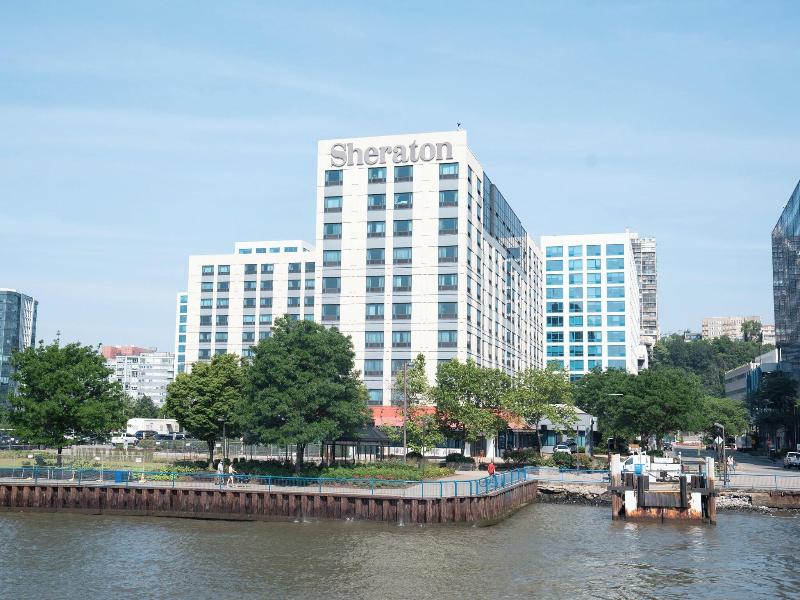 Sheraton Lincoln Harbor Hotel image