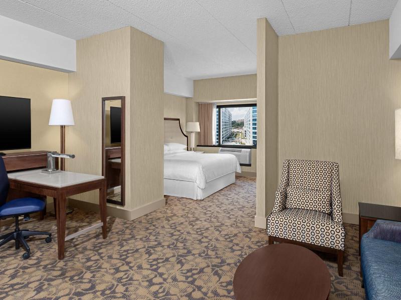 Sheraton Lincoln Harbor Hotel image