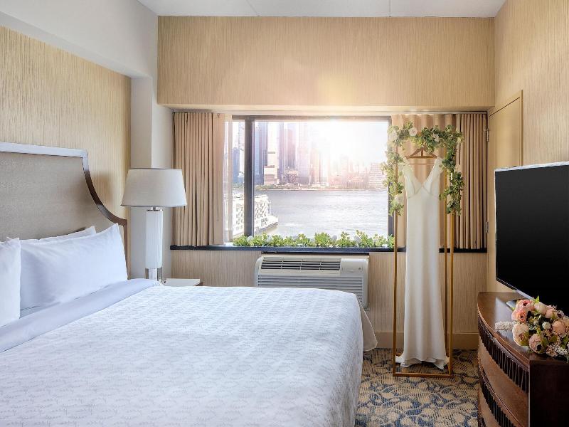 Sheraton Lincoln Harbor Hotel image