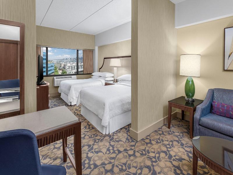 Sheraton Lincoln Harbor Hotel image
