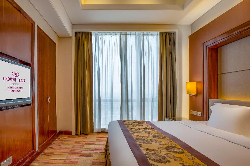 Crowne Plaza Zhongshan Xiaolan image