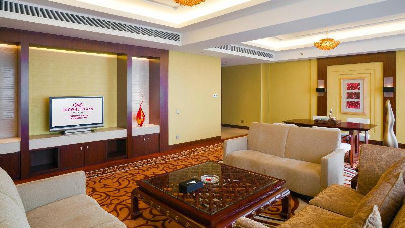 Crowne Plaza Zhongshan Xiaolan image
