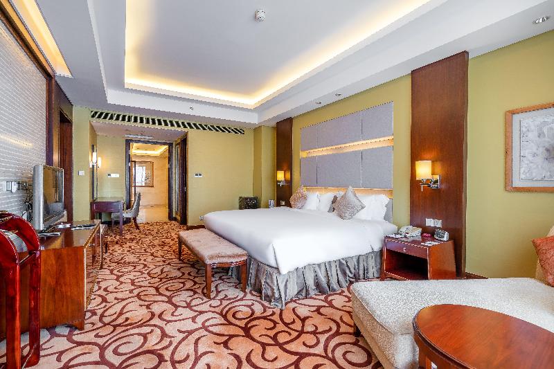 Crowne Plaza Zhongshan Xiaolan image