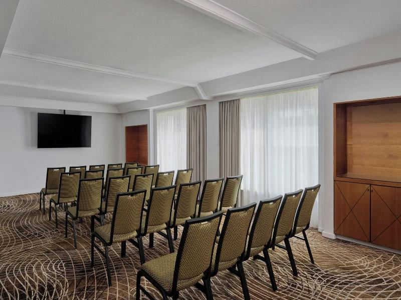Melbourne Marriott Hotel image
