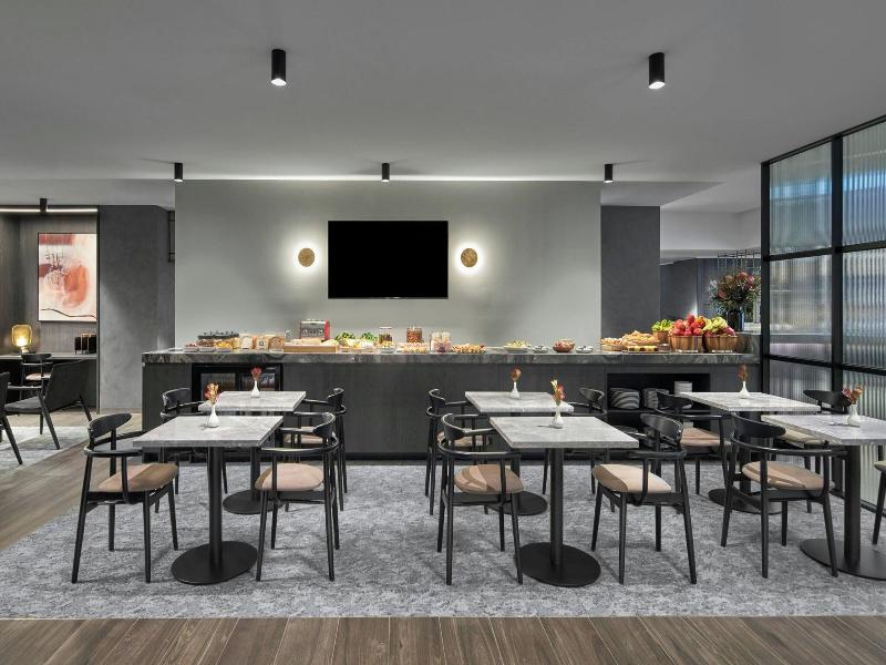 Melbourne Marriott Hotel image