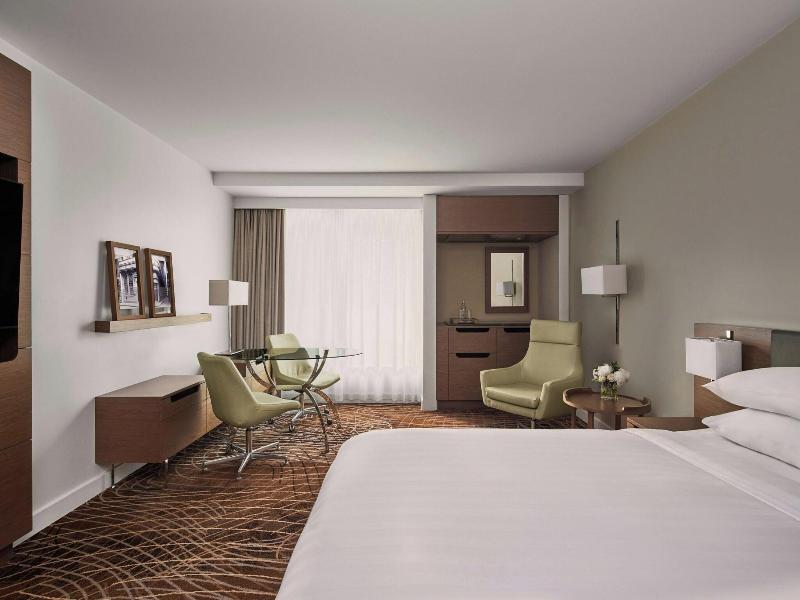 Melbourne Marriott Hotel image