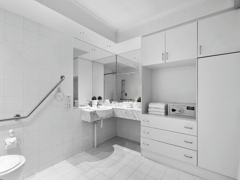 Melbourne Marriott Hotel image