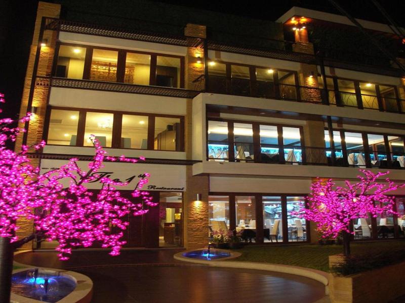 The Residence Airport & Spa image