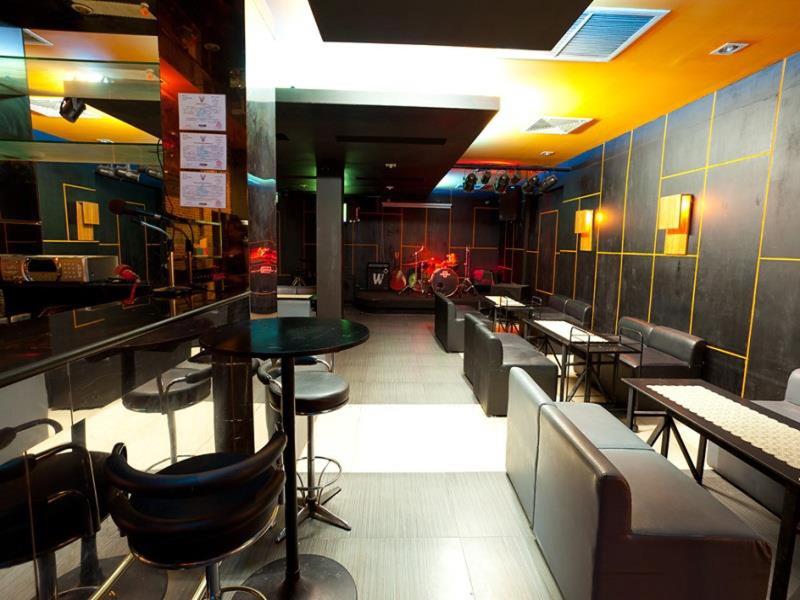 The Residence Airport & Spa image