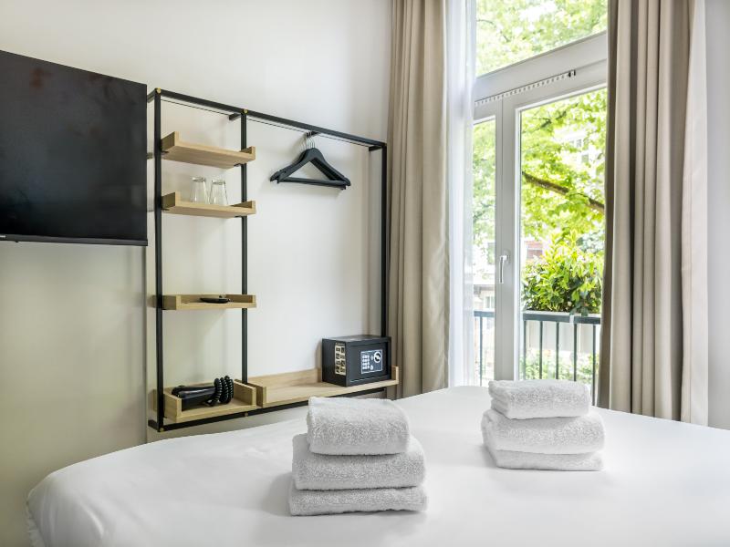 Dutch Design Hotel Vondelpark image