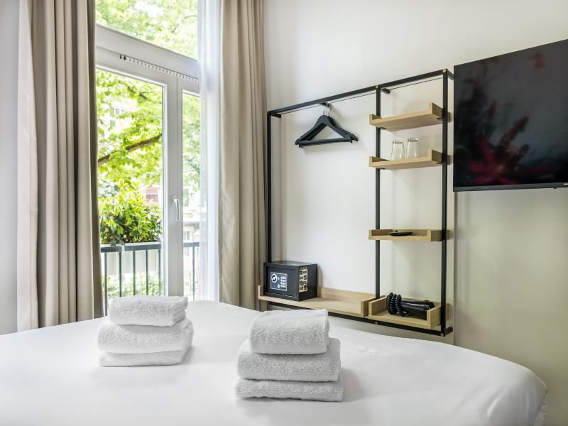 Dutch Design Hotel Vondelpark image