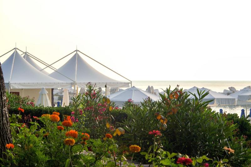 Makryammos Bungalows image