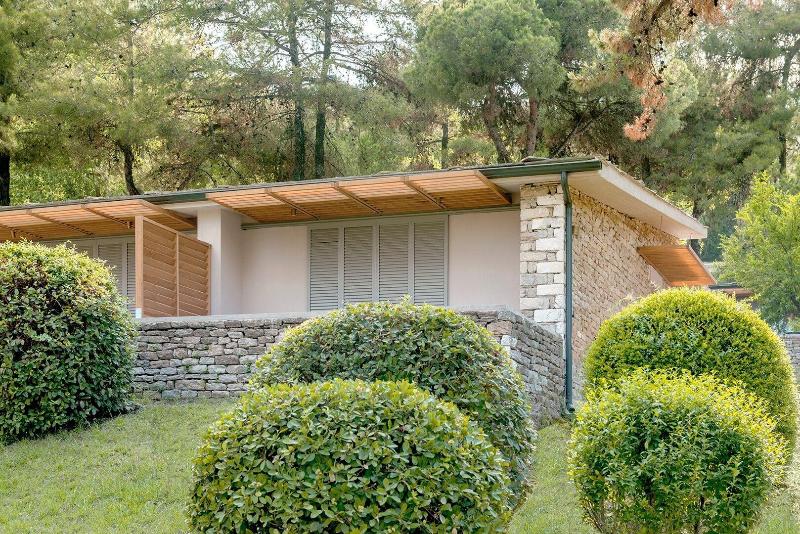 Makryammos Bungalows image