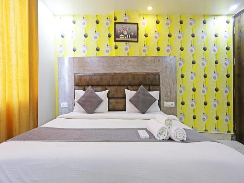 Hotel Broadway At Airport image