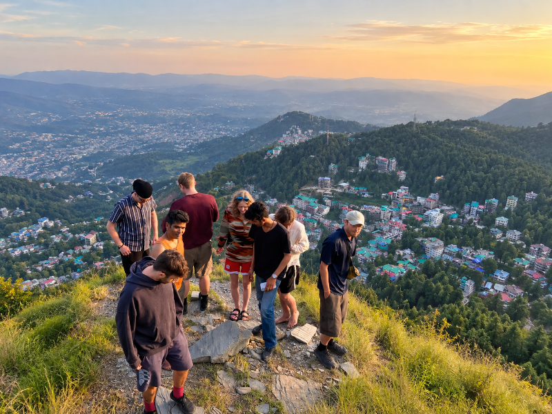 Loopin Mcleodganj image