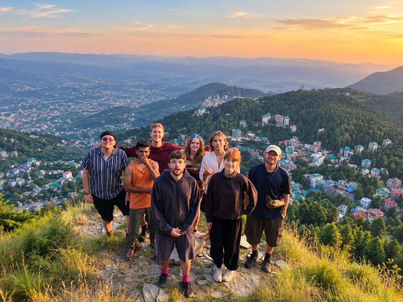 Loopin Mcleodganj image