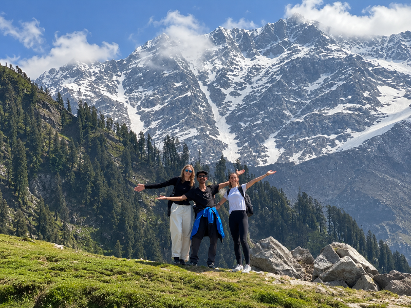 Loopin Mcleodganj image