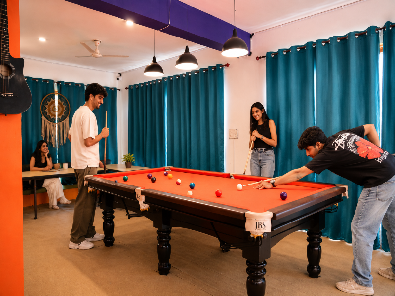 Loopin Mcleodganj image