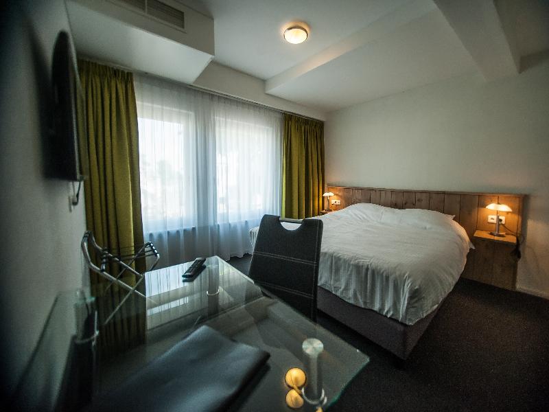 Hotel Taurus image