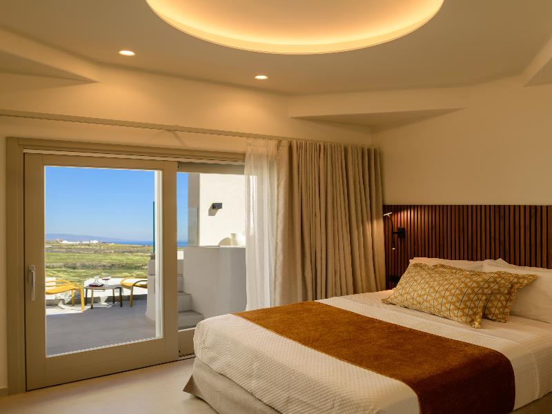SUITE TWO BEDROOMS — photo 48