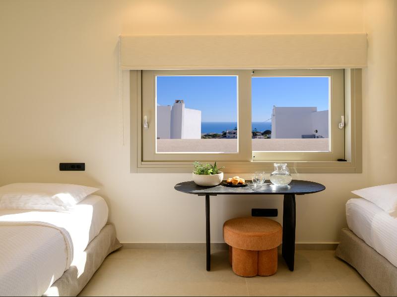 SUITE TWO BEDROOMS — photo 45