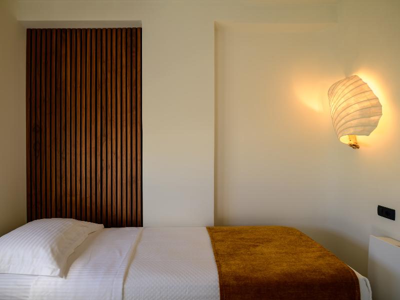 SUITE TWO BEDROOMS — photo 47