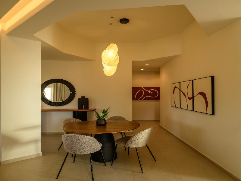 SUITE TWO BEDROOMS — photo 38