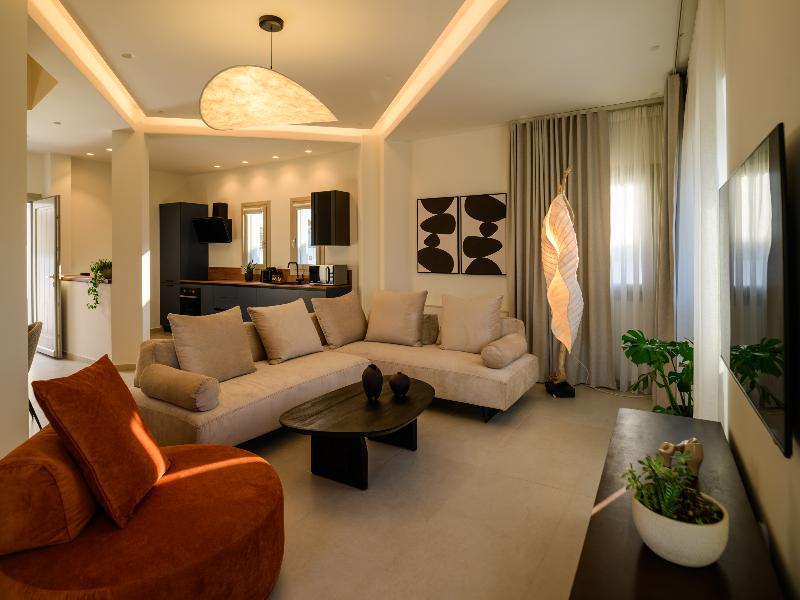 SUITE TWO BEDROOMS — photo 34