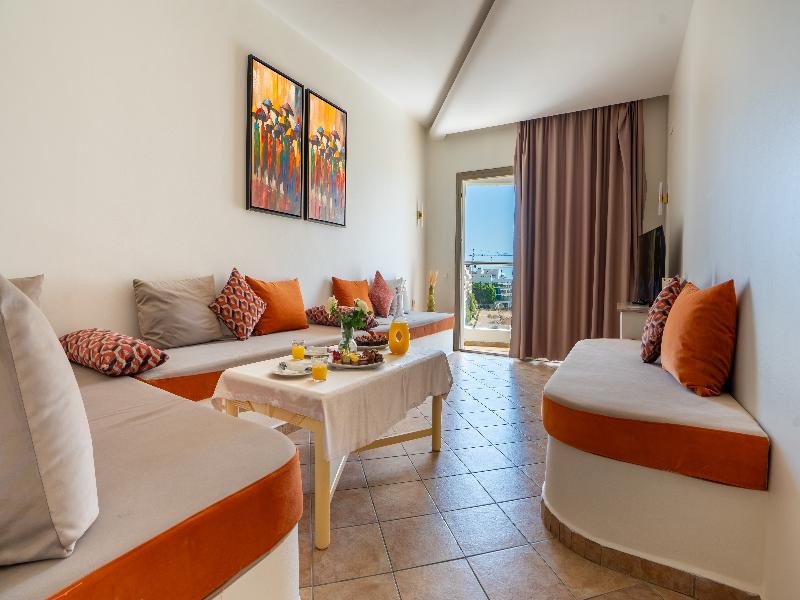 Intouriste Hôtel & Suites image