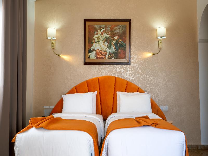 Intouriste Hôtel & Suites image