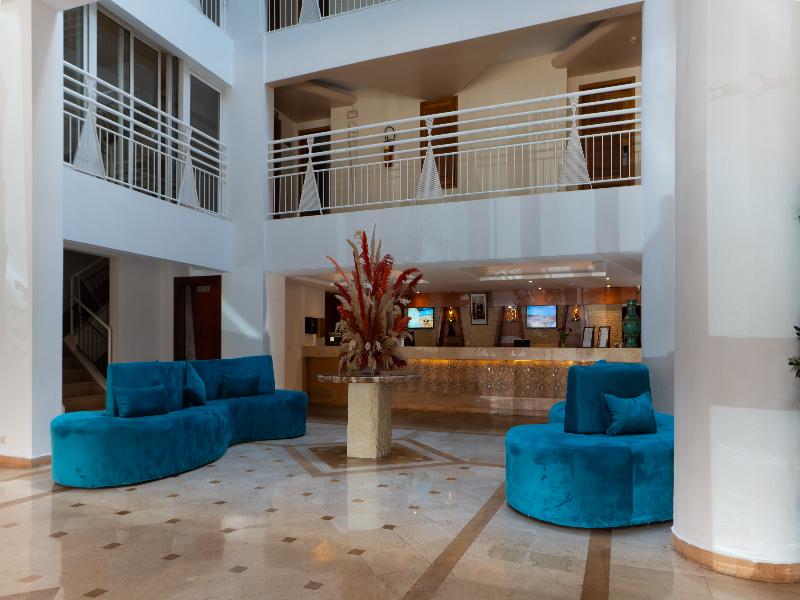 Intouriste Hôtel & Suites image