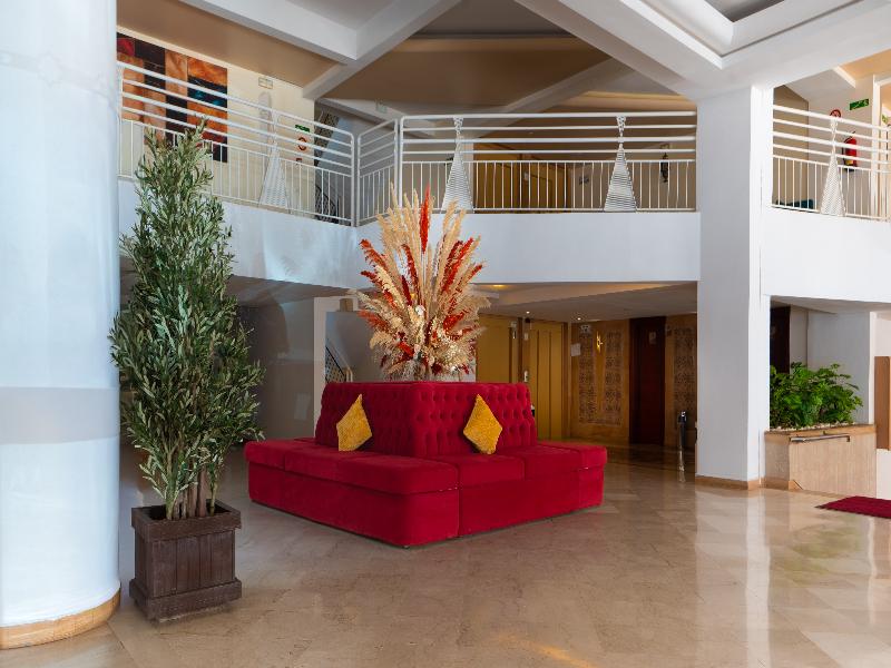 Intouriste Hôtel & Suites image