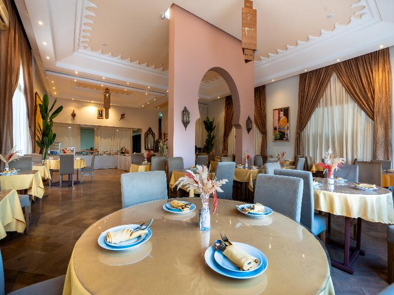 Intouriste Hôtel & Suites image