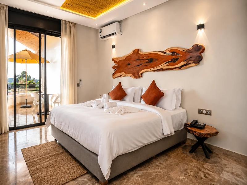 Hotel Paradise Kma image