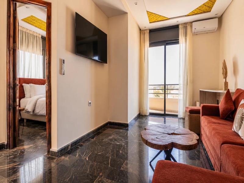 Hotel Paradise Kma image