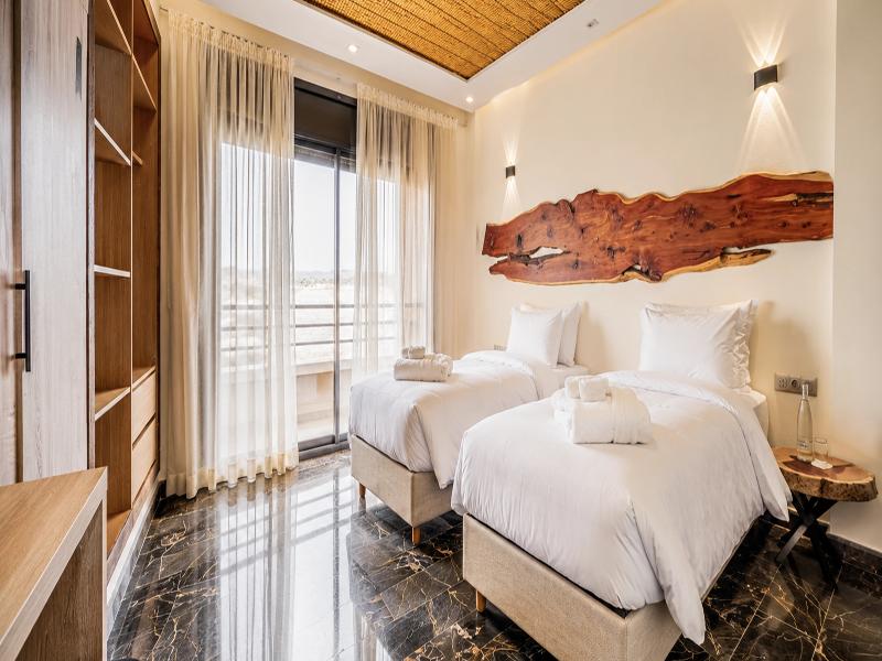 Hotel Paradise Kma image