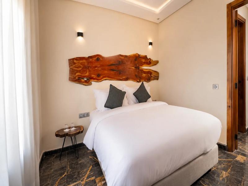 Hotel Paradise Kma image